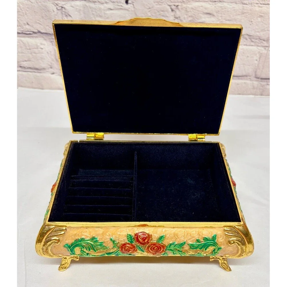 Vtg Jewelry Box Metal Enamel Christmas Scene Footed  Santa Sleigh Russian Troika